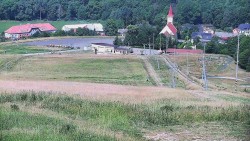 Horní část sjezdovky skiareálu Hlubočky