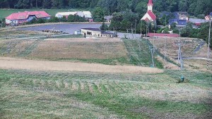 Skiareál Hlubočky - Horní část sjezdovky skiareálu Hlubočky - 31.7.2026 v 10:55 Skiareál Hlubočky - Horní část sjezdovky skiareálu Hlubočky - 31.7.2026 v 10:55