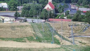 Ośrodek narciarski Hlubočky - Górna część trasy narciarskiej w ośrodku narciarskim Hlubočky - 8.8.2026 v 11:55 Ośrodek narciarski Hlubočky - Górna część trasy narciarskiej w ośrodku narciarskim Hlubočky - 8.8.2026 v 11:55