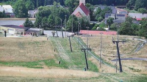 Ośrodek narciarski Hlubočky - Górna część trasy narciarskiej w ośrodku narciarskim Hlubočky - 8.8.2026 v 13:55 Ośrodek narciarski Hlubočky - Górna część trasy narciarskiej w ośrodku narciarskim Hlubočky - 8.8.2026 v 13:55