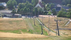 Ośrodek narciarski Hlubočky - Górna część trasy narciarskiej w ośrodku narciarskim Hlubočky - 8.8.2026 v 17:55 Ośrodek narciarski Hlubočky - Górna część trasy narciarskiej w ośrodku narciarskim Hlubočky - 8.8.2026 v 17:55