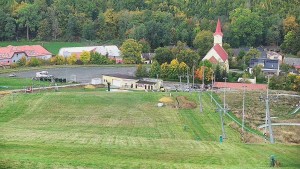Skiareál Hlubočky - Horní část sjezdovky skiareálu Hlubočky - 9.10.2026 v 09:55
