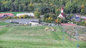 Skiareál Hlubočky - Horní část sjezdovky skiareálu Hlubočky - 9.10.2026 v 11:55