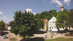 Náměstí, Hrad a Trůba