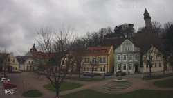 Náměstí, Hrad a Trůba