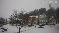 Náměstí, Hrad a Trůba