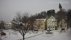 Náměstí, Hrad a Trůba