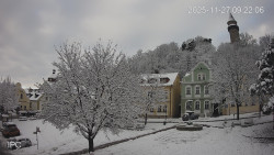 Náměstí, Hrad a Trůba