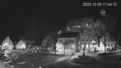 Náměstí, Hrad a Trůba