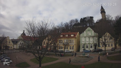 Náměstí, Hrad a Trůba