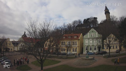 Náměstí, Hrad a Trůba