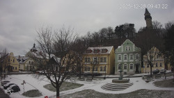 Náměstí, Hrad a Trůba