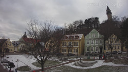 Náměstí, Hrad a Trůba