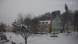 Náměstí, Hrad a Trůba