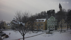 Náměstí, Hrad a Trůba