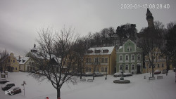 Náměstí, Hrad a Trůba