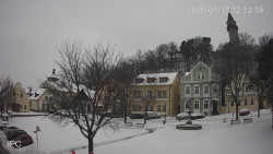 Náměstí, Hrad a Trůba