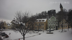 Náměstí, Hrad a Trůba