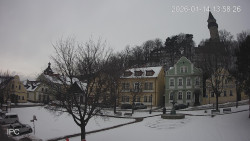 Náměstí, Hrad a Trůba