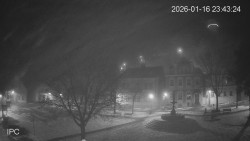 Náměstí, Hrad a Trůba