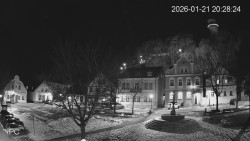 Náměstí, Hrad a Trůba