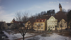 Náměstí, Hrad a Trůba