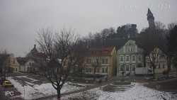 Náměstí, Hrad a Trůba