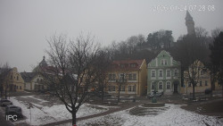 Náměstí, Hrad a Trůba