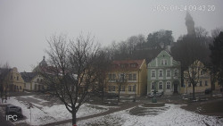 Náměstí, Hrad a Trůba