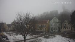 Náměstí, Hrad a Trůba