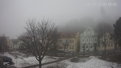 Náměstí, Hrad a Trůba