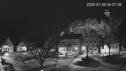 Náměstí, Hrad a Trůba