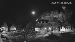 Náměstí, Hrad a Trůba