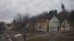 Náměstí, Hrad a Trůba