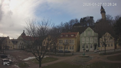 Náměstí, Hrad a Trůba