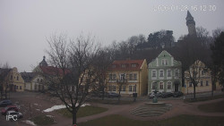 Náměstí, Hrad a Trůba