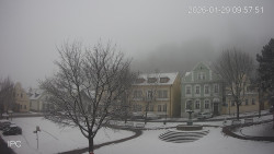 Náměstí, Hrad a Trůba