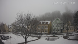 Náměstí, Hrad a Trůba