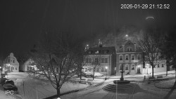 Náměstí, Hrad a Trůba