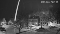 Náměstí, Hrad a Trůba