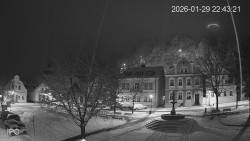 Náměstí, Hrad a Trůba