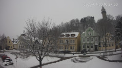 Náměstí, Hrad a Trůba