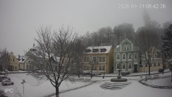 Náměstí, Hrad a Trůba