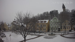 Náměstí, Hrad a Trůba