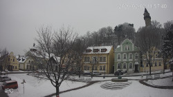 Náměstí, Hrad a Trůba