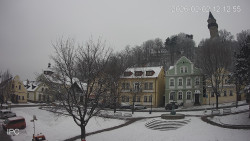 Náměstí, Hrad a Trůba