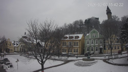 Náměstí, Hrad a Trůba