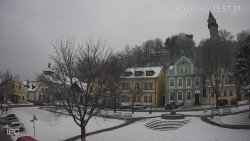 Náměstí, Hrad a Trůba