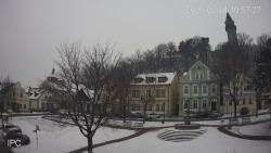 Náměstí, Hrad a Trůba