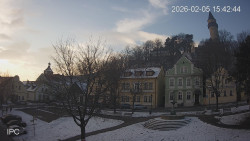 Náměstí, Hrad a Trůba